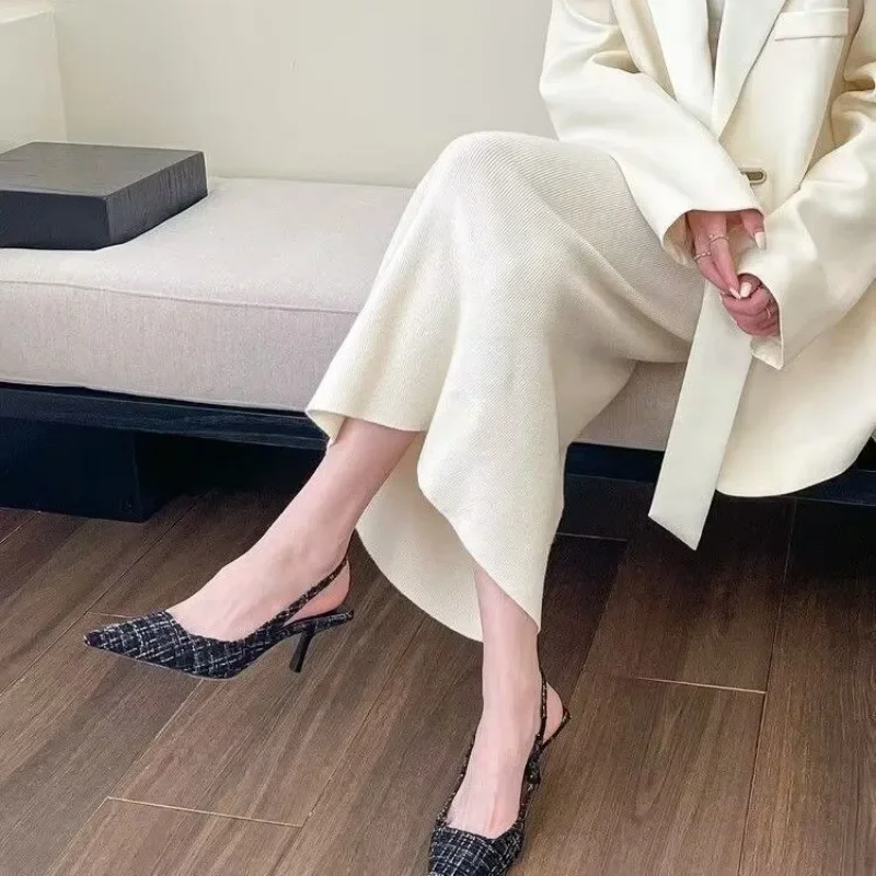 Merek fesyen yang mendesain se - Pointed Toe Flat ulasan dan harga