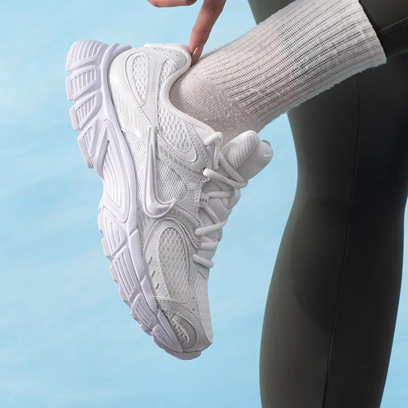 Nike W NIKE V5 RNR HQ7901-101  - Women Shoes Nike ulasan dan harga