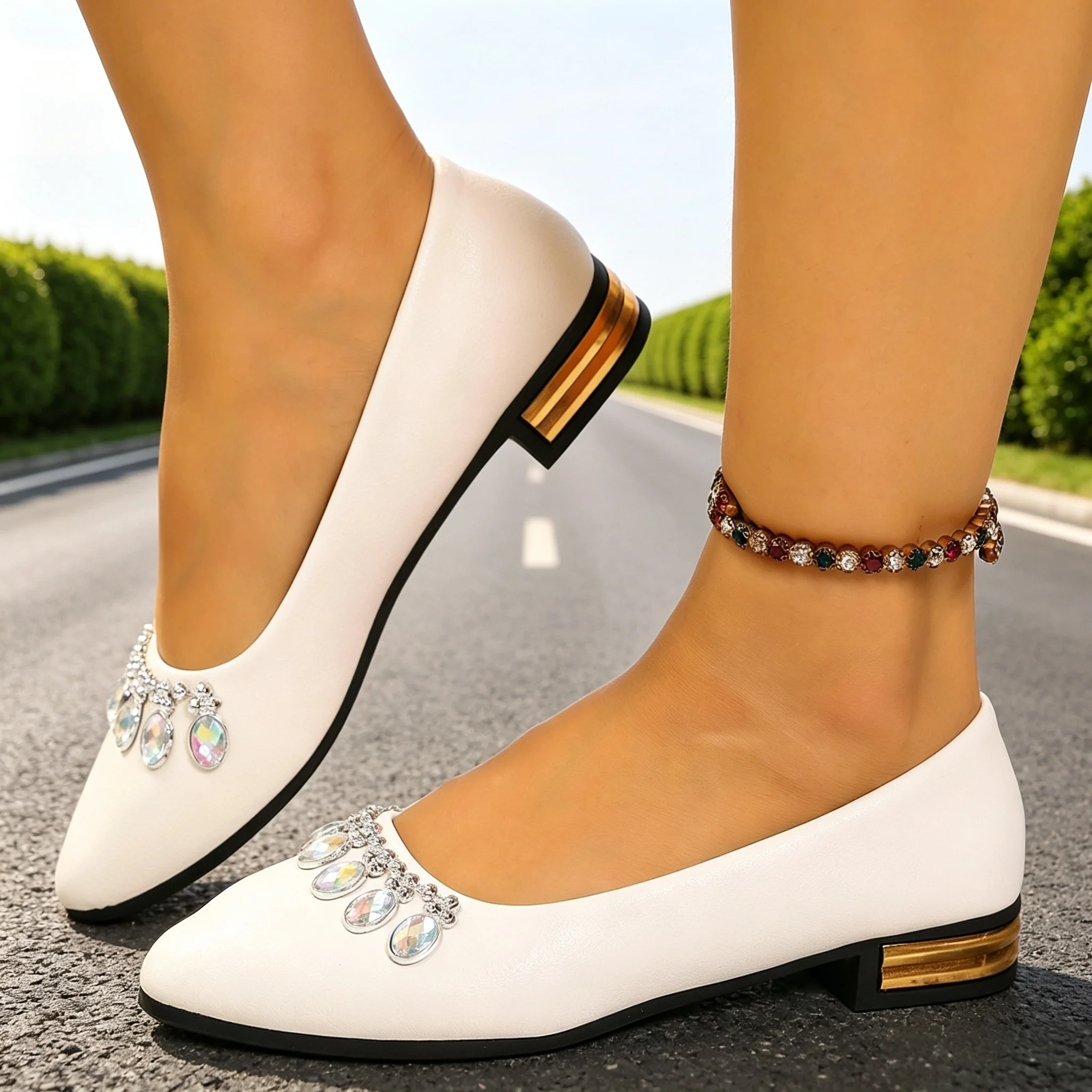 Sepatu Balet Wanita Model Poin - Pointed Toe Flat ulasan dan harga