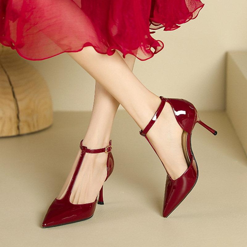 Sepatu Hak Tinggi Merah Wanita - Women Shoes Types ulasan dan harga